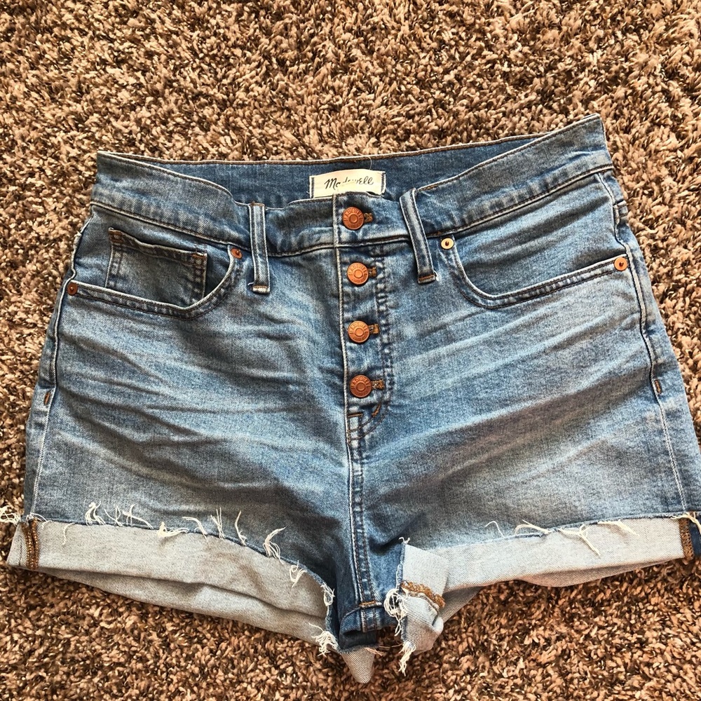 Madewell Cut Off Cuffed Light Wash Jean Shorts